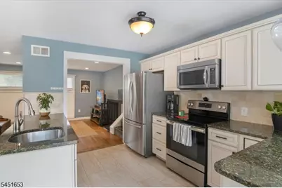259 W Warren St, Washington Boro, NJ 07882 - Photo 11