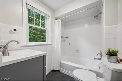 36 Burnet Hill Rd, Livingston, NJ 07039 - Photo 13