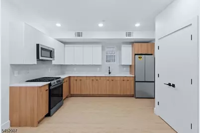 369 6th Ave, Newark, NJ 07107 - Photo 33