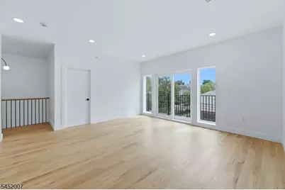 369 6th Ave, Newark, NJ 07107 - Photo 21