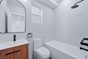 369 6th Ave, Newark, NJ 07107 - Photo 29