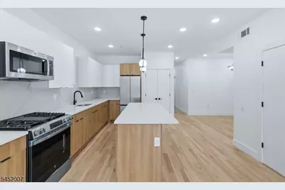369 6th Ave, Newark, NJ 07107 - Photo 7