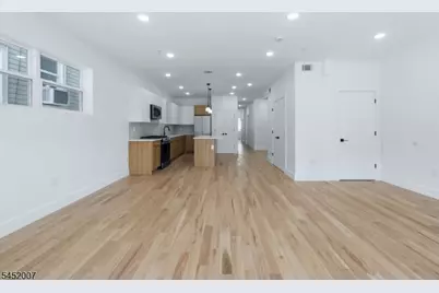 369 6th Ave, Newark, NJ 07107 - Photo 5