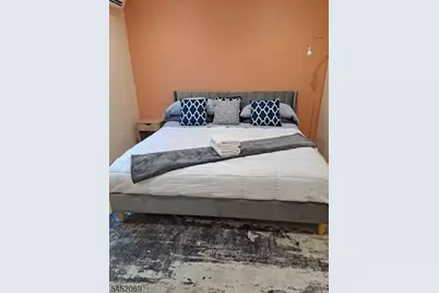 815 Seymour Ave, Linden, NJ 07036 - Photo 9