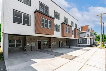 643 S 10th St, Newark, NJ 07108 - Photo 17