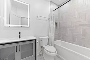 204 Bowers St, Jersey City, NJ 07307 - Photo 13