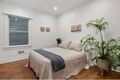 204 Bowers St, Jersey City, NJ 07307 - Photo 11