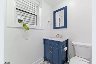 204 Bowers St, Jersey City, NJ 07307 - Photo 19