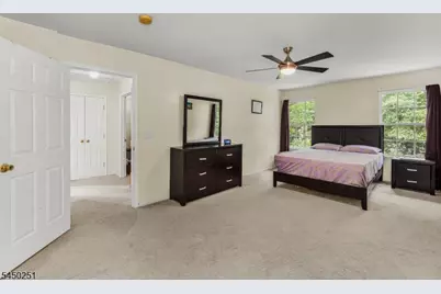 262 Retta Ct, Piscataway Township, NJ 08854 - Photo 17