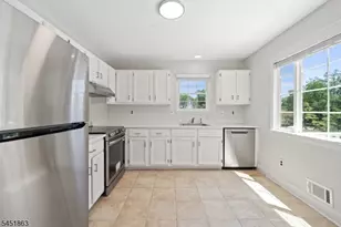 42 Shire Ct, Hillsborough Township, NJ 08844 - Photo 7