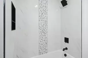 647 S 10th St, Newark, NJ 07108 - Photo 17