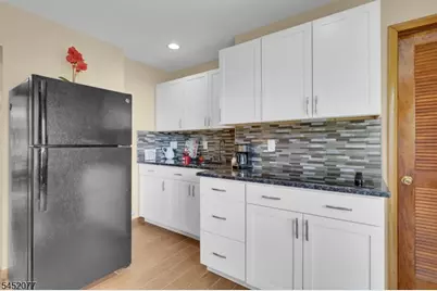 16 Argus Ave, Butler, NJ 07405 - Photo 9