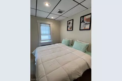 815 Seymour Ave, Linden, NJ 07036 - Photo 15