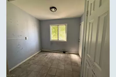 576 13th Ave, Newark, NJ 07103 - Photo 5