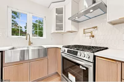 1009 Sherman Ave, Plainfield, NJ 07063 - Photo 11