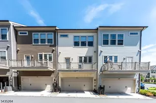 18 Cortland Ct, Livingston, NJ 07039 - Photo 31