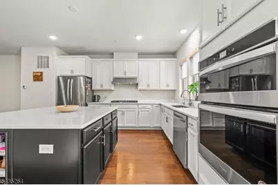18 Cortland Ct-Unit A, Livingston, NJ 07039 - Photo 13