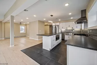 480 Parkway Dr #1, Clark Township, NJ 07066 - Photo 11