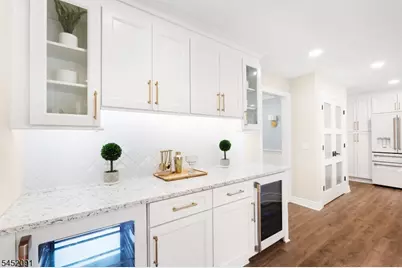31 Warren Cutting, Chester, NJ 07930 - Photo 11