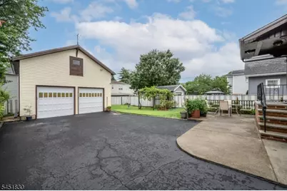 938 Ray Ave, Union Township, NJ 07083 - Photo 43