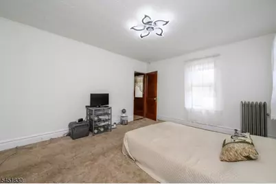 938 Ray Ave, Union Township, NJ 07083 - Photo 19