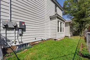 35 Lakeview Pl, Verona, NJ 07044 - Photo 9