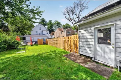 35 Lakeview Pl, Verona, NJ 07044 - Photo 15