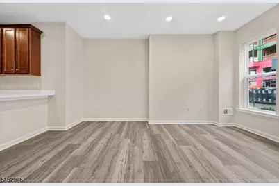 8 Jessica Ln, Union Township, NJ 07083 - Photo 5