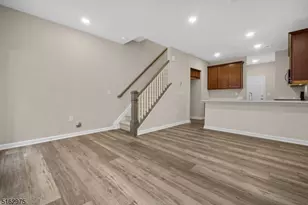 8 Jessica Ln, Union Township, NJ 07083 - Photo 3