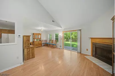 25 Pelican Pt, Hampton Township, NJ 07860 - Photo 3
