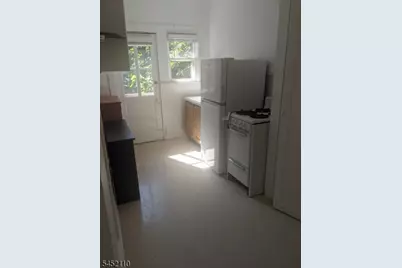 5 Lakeview Pl #2, Verona, NJ 07044 - Photo 7