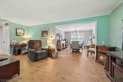 19 Mohawk Ave, Hopatcong, NJ 07843 - Photo 11