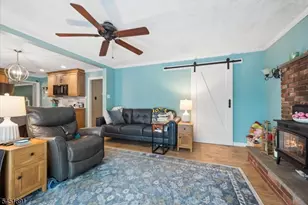 19 Mohawk Ave, Hopatcong, NJ 07843 - Photo 21