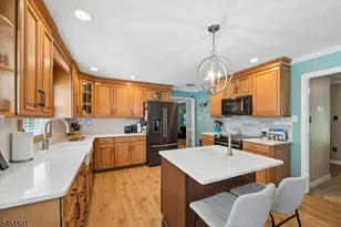 19 Mohawk Ave, Hopatcong, NJ 07843 - Photo 17