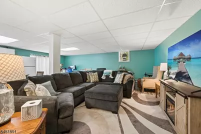 19 Mohawk Ave, Hopatcong, NJ 07843 - Photo 33
