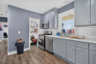 723 25Jersey Ave, Elizabeth, NJ 07202 - Photo 9
