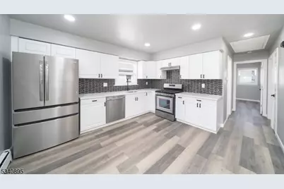 701 McCandless St, Linden, NJ 07036 - Photo 3