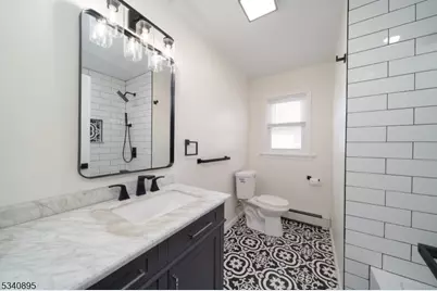 701 McCandless St, Linden, NJ 07036 - Photo 9
