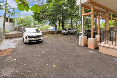 1142 Clinton Ave, Irvington, NJ 07111 - Photo 9