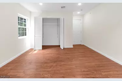 1142 Clinton Ave, Irvington, NJ 07111 - Photo 13