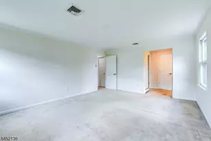 11 Fox Run Dr, East Hanover Township, NJ 07936 - Photo 17