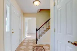 11 Fox Run Dr, East Hanover Township, NJ 07936 - Photo 3