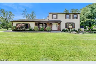 11 Fox Run Dr, East Hanover Township, NJ 07936 - Photo 1
