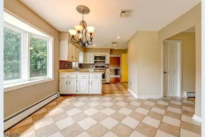 11 Fox Run Dr, East Hanover Township, NJ 07936 - Photo 7