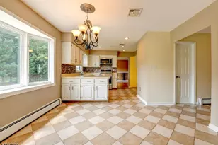 11 Fox Run Dr, East Hanover Township, NJ 07936 - Photo 7
