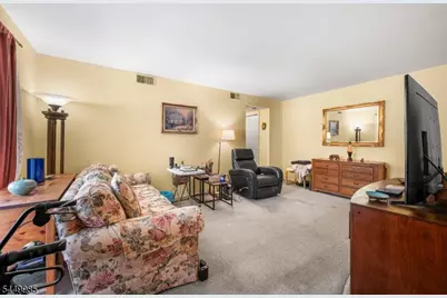 1300 Rock Ave #F5, North Plainfield, NJ 07060 - Photo 11