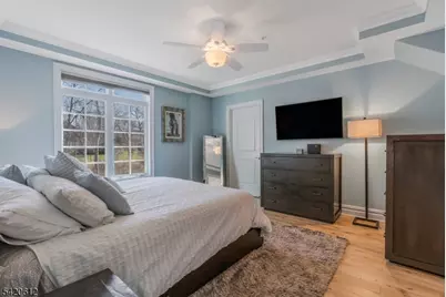 8 Schmidt Cir, Watchung, NJ 07069 - Photo 19