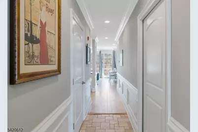 8 Schmidt Cir, Watchung, NJ 07069 - Photo 3