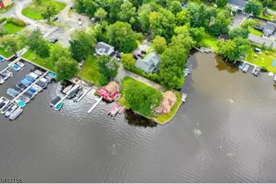 8 Shallow Cove Rd, Jefferson Township, NJ 07849 - Photo 5