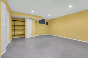 8 Edith Pl, Franklin Township, NJ 08873 - Photo 19